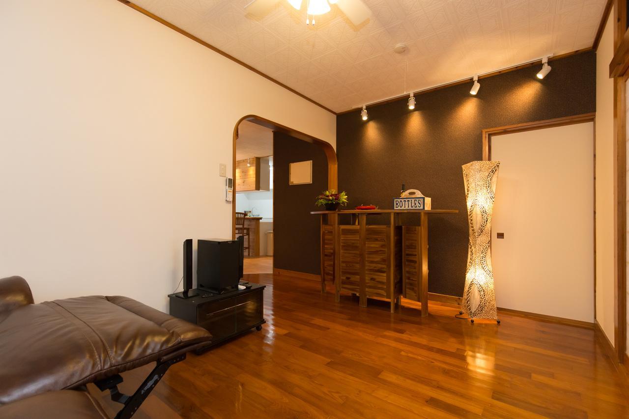 South Window Onna-Son Apartment Nakama  Luaran gambar